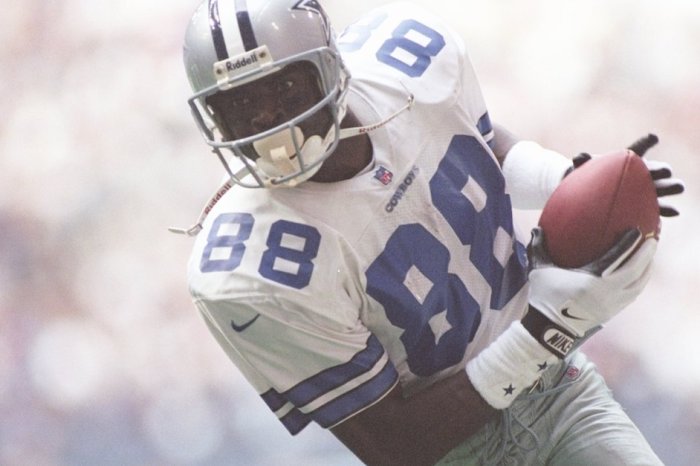 Dallas Cowboys Legend ‘Terrified’ After Undergoing Tests for Throat Cancer