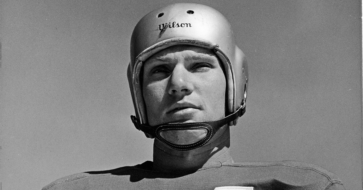 NFL Hall of Famer and legend tragically passes away at age 90