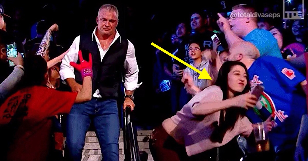 Watch a fan twerk in front of a brutalized Shane McMahon during Smackdown Live