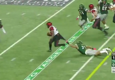 San Diego State RB literally drags his defender on crazy run