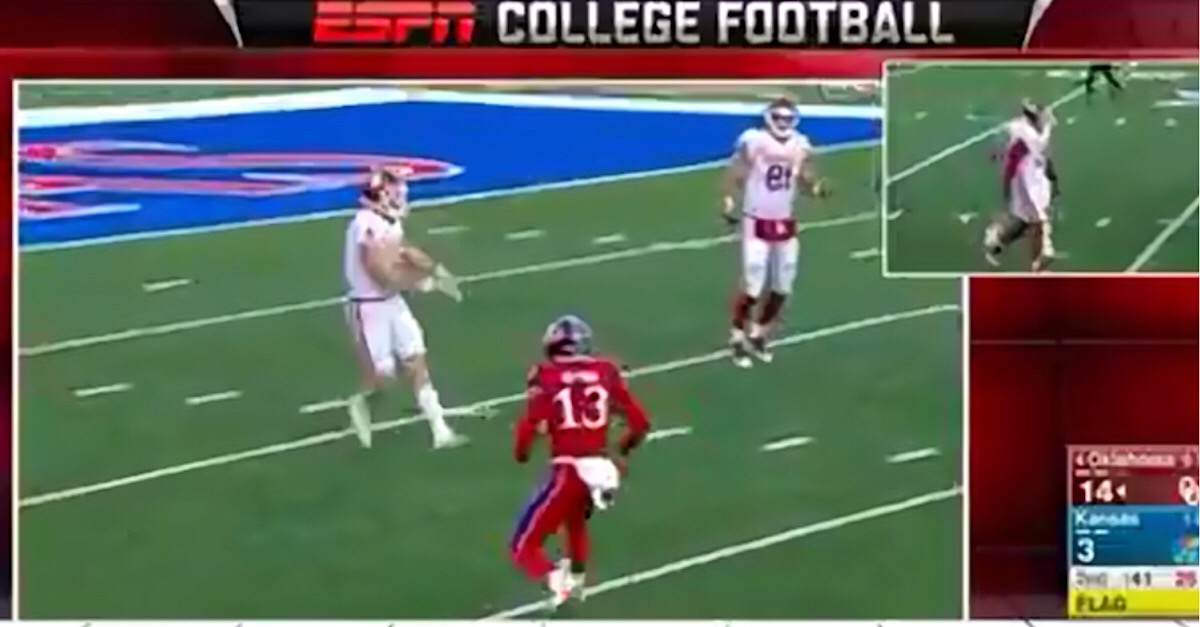 Oklahoma QB Baker Mayfield Takes One Of The Latest Hits Of The Season ...