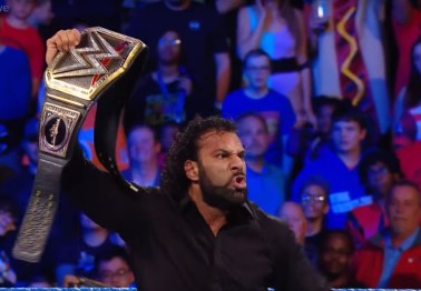 WWE announces surprise title match for SmackDown Live