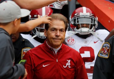 FanBuzz college football Top 25: Who replaces Alabama in the No. 1 spot?