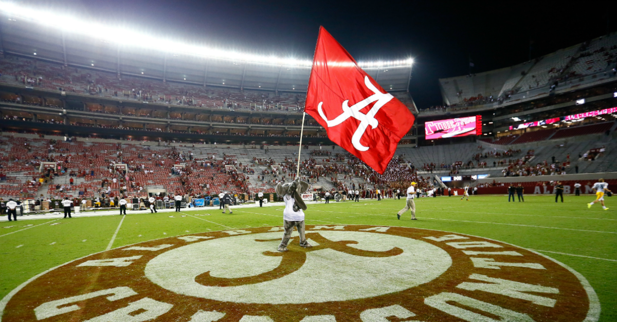 The Bachelorette Is Headed To Bryant Denny Stadium Next Season Fanbuzz