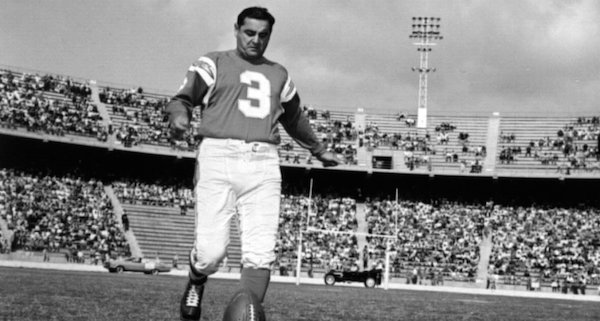 Two-time NFL champion passes away at age 98