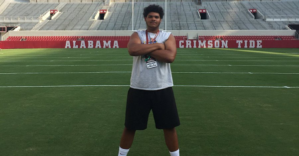 Five-star OT Darnell Wright has three schools recruiting him the hardest right now