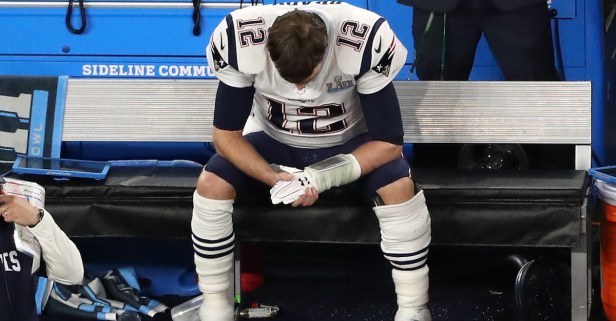 Gisele Bundchen shares emotional post of Patriots QB Tom Brady coping with defeat