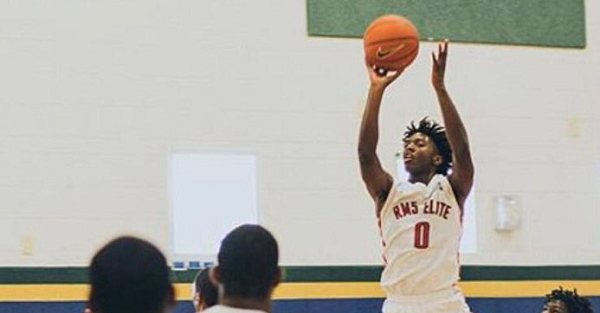Five-star SG Tyrese Maxey giving one blue blood a visit