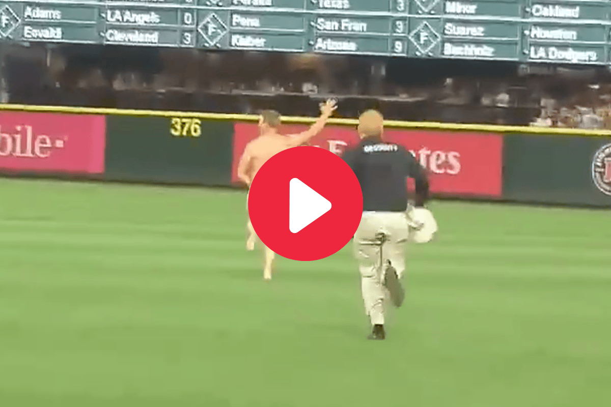 MLB Streaker Bared it All For $80, Then Faced Deportation - FanBuzz