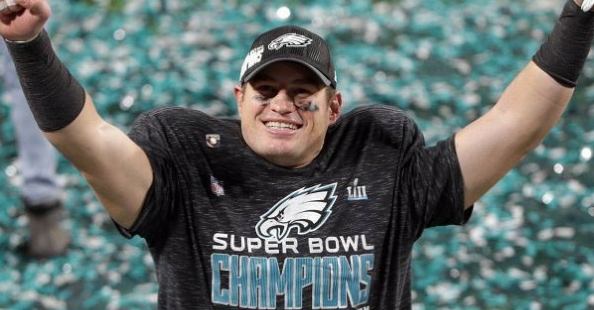 Brent Celek Announces His Retirement: 'I'm Very Much At Peace With This  Decision'