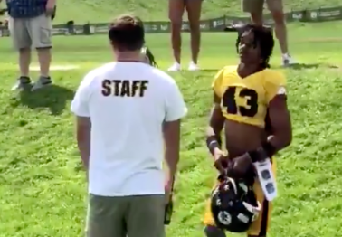 Random Guy Sneaks Into Steelers Practice Wanting to 