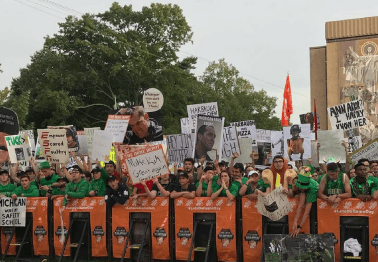 College Football is Back, and So Are Hilarious College Gameday Signs