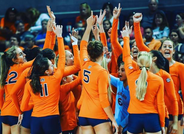 Auburn Volleyball Struggles Through 2018 Season with Young Team