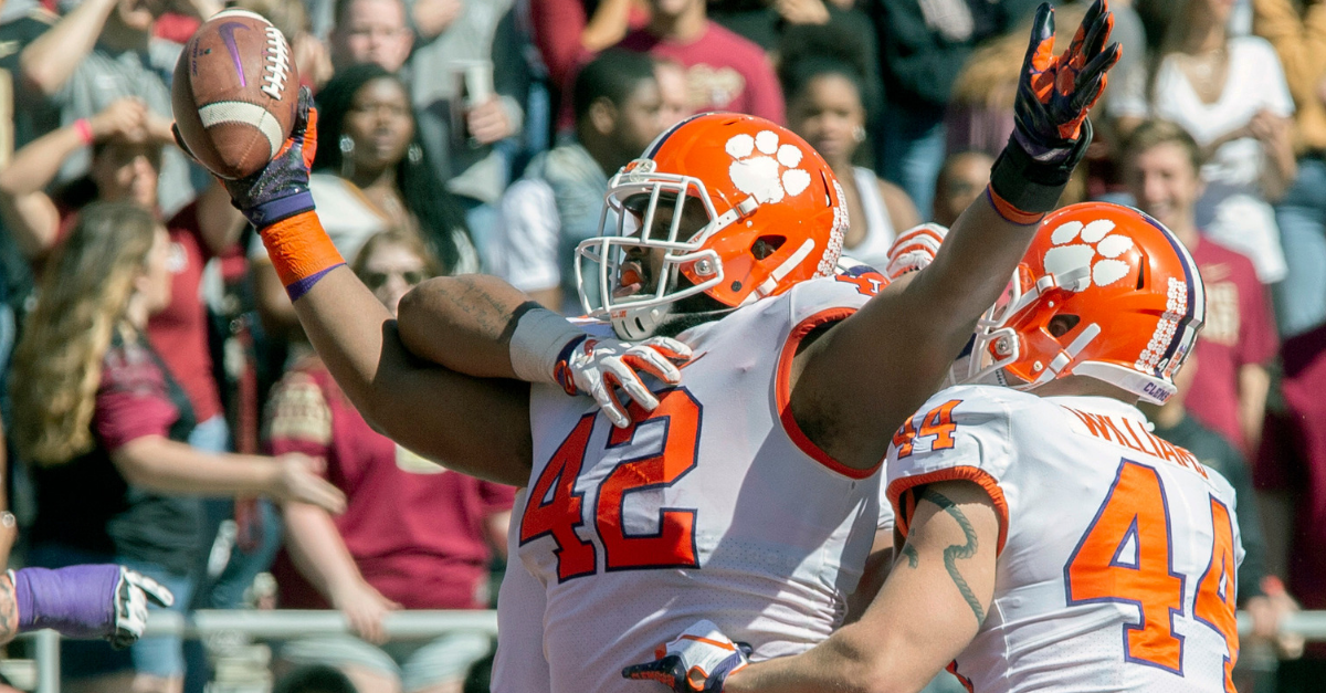 Clemson QB Lawrence: “I have the option” to leave or stay – The