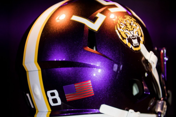 2 SEC Teams Unveil Homecoming Helmets That’ll Steal the Spotlight