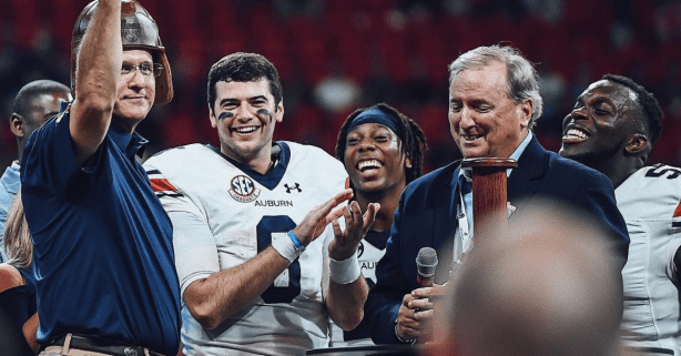 Auburn Won’t Make This Switch Despite His Terrible Game Against Tennessee