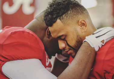 Tua Tagovailoa Praying with Cancer Patient Never Ceases to Amaze