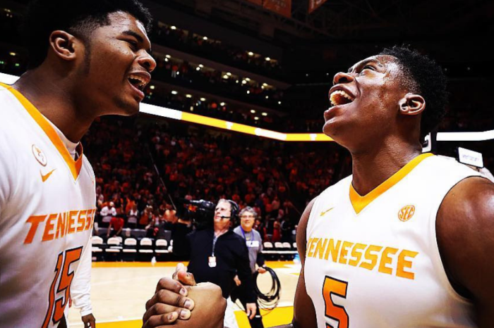 Admiral Schofield’s Monster Game Helps Tennessee Beat No. 1 Gonzaga