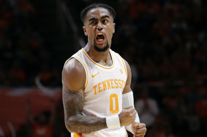 AP Top 25: Tennessee Climbs to No. 1 for the First Time in Over a Decade