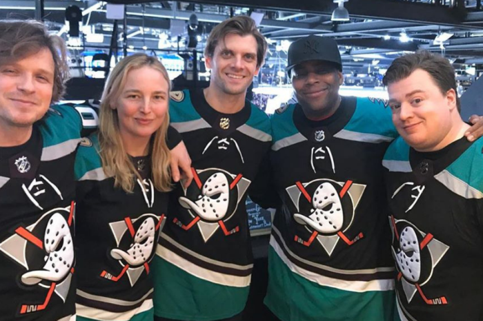 LOOK: The Original Mighty Ducks Reunited, But Can You Recognize Who’s Who?