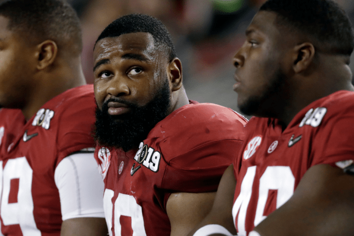 A Ghost of Football’s Past Returns to Alabama, and Fans Absolutely Hate It