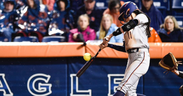 Auburn’s Casey McCrackin Leads Tigers to with Her Bat, Sharp Eye