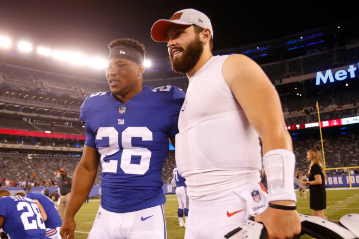 Baker Mayfield Pays Off Rookie of the Year Award Bet to Saquon Barkley