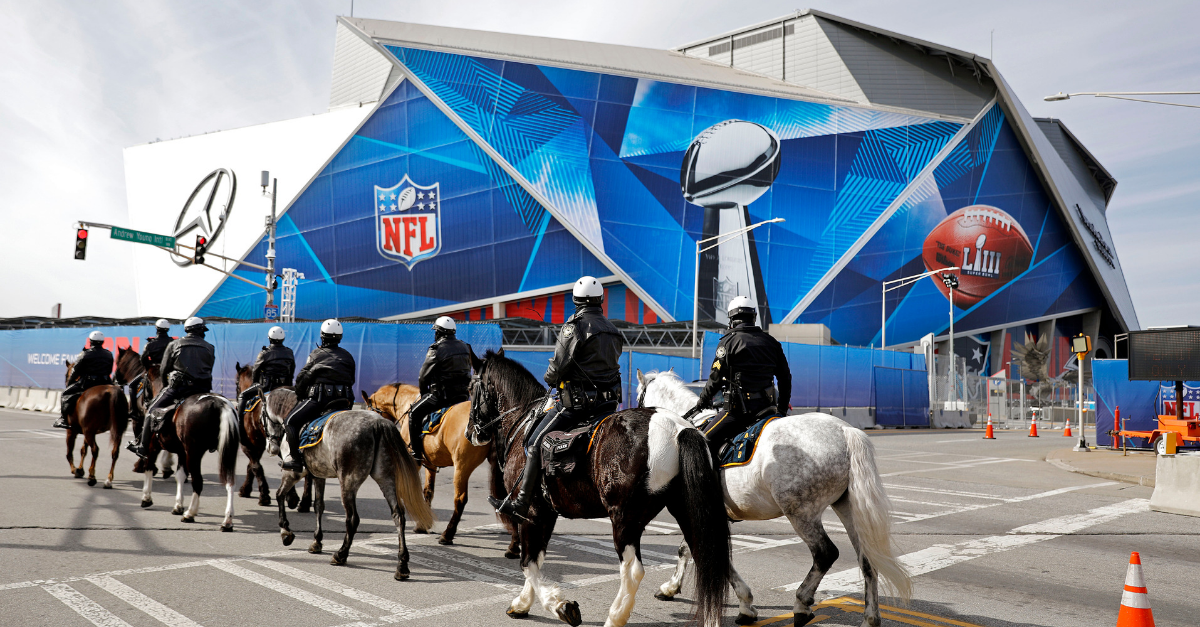 Super Bowl tickets for $700? It's probably a scam!