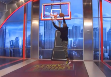 WATCH: With $1,000 on the Line, Terrell Owens Tried to Dunk Again