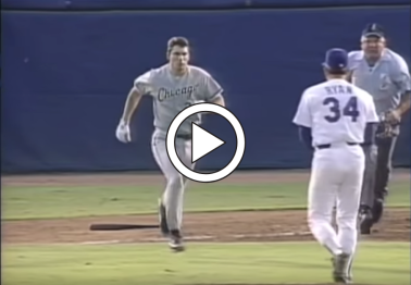 Baseball's Best Fight Ever was Nolan Ryan Beating the Snot Out of Robin Ventura