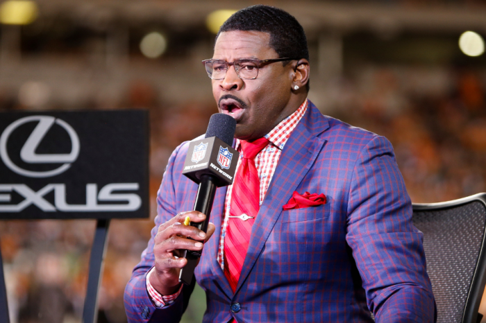 Michael Irvin to Cowboys: Pay Dak His Money or Else!