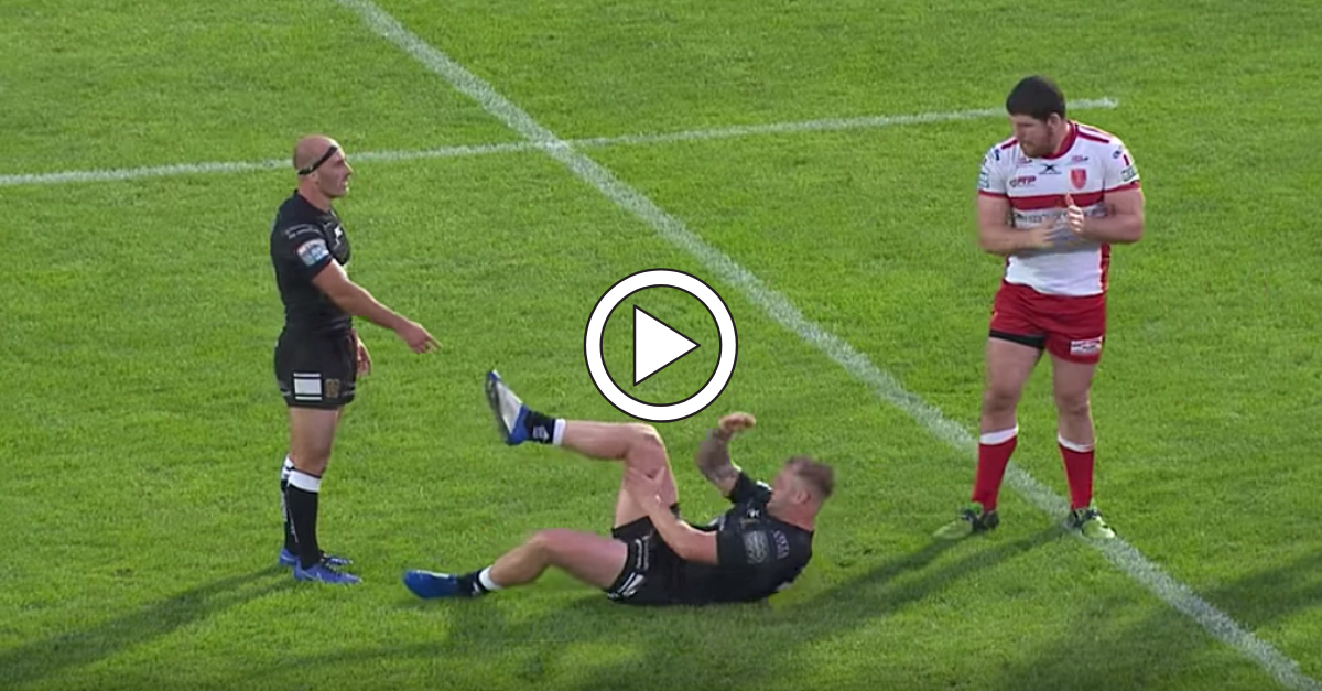 Rugby Guy Smacks Dislocated Knee Into Place Keeps Being 100 Man Fanbuzz