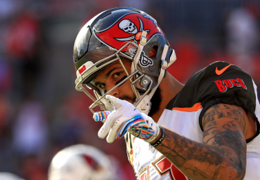 Mike Evans Once Donated $40,000 in Scholarships to Texas A&M University