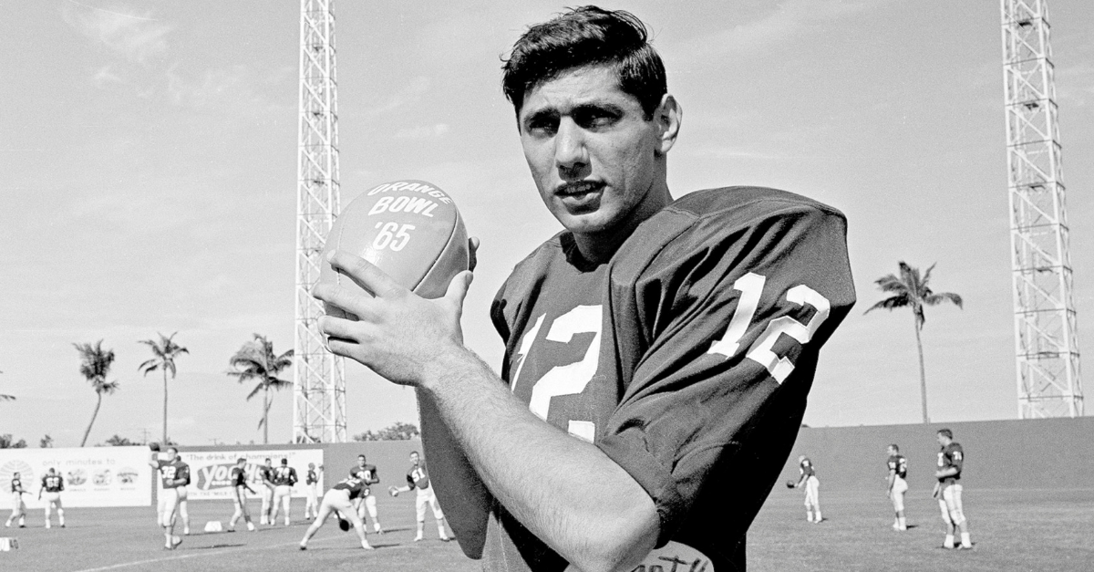 It’s Time to Put Joe Namath In College Football’s Hall of Fame