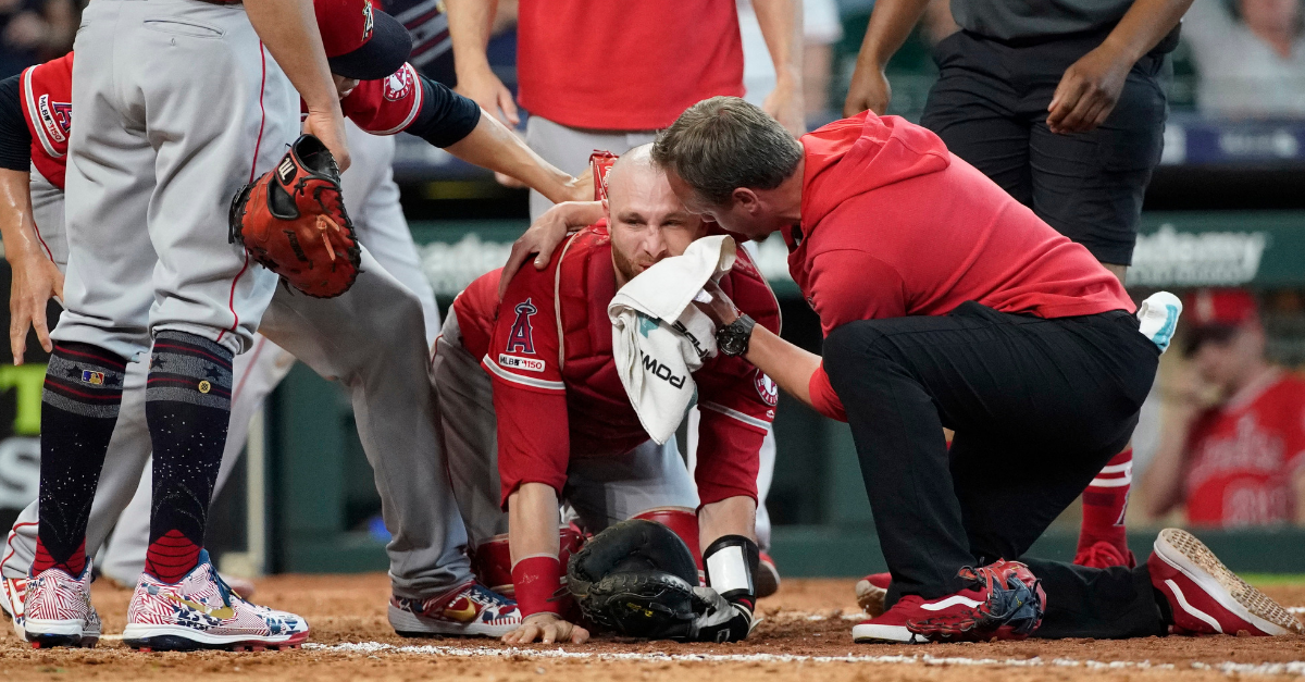 Clean or Dirty? This Violent Collision at Home Plate is Tough to Watch