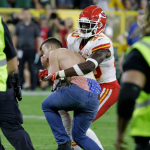 Packers streaker tackled by Chiefs' Harold Jones-Quartey (video