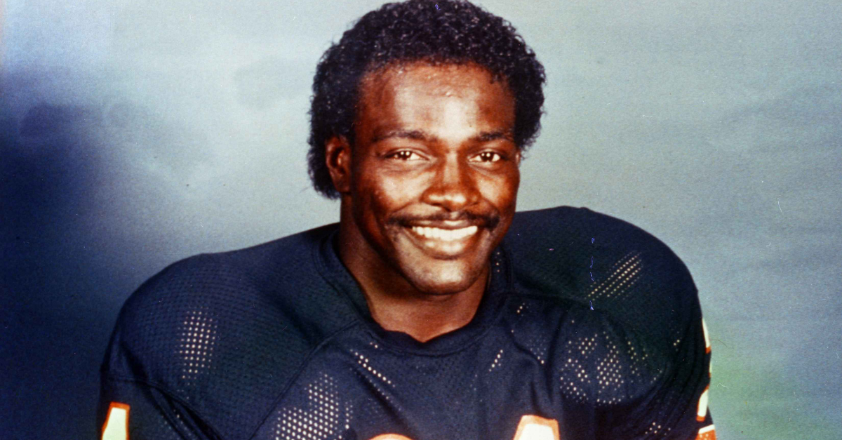 Walter Payton Died 20 Years Ago But Sweetness Will Live Forever Fanbuzz 