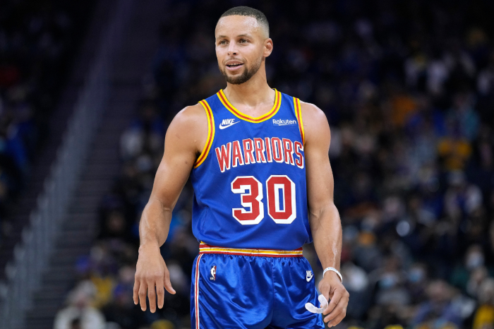 Steph Curry Makes More in 1 Game Than Some Families Do in 10 Years