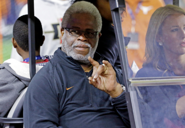 Earl Campbell: ?You Have to Have a Black Quarterback? to Win at Texas