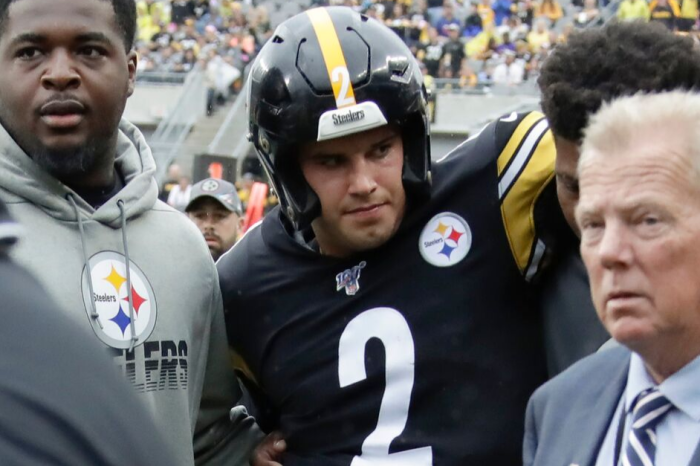 Scary Hit Knocks Steelers QB Out Cold With Concussion