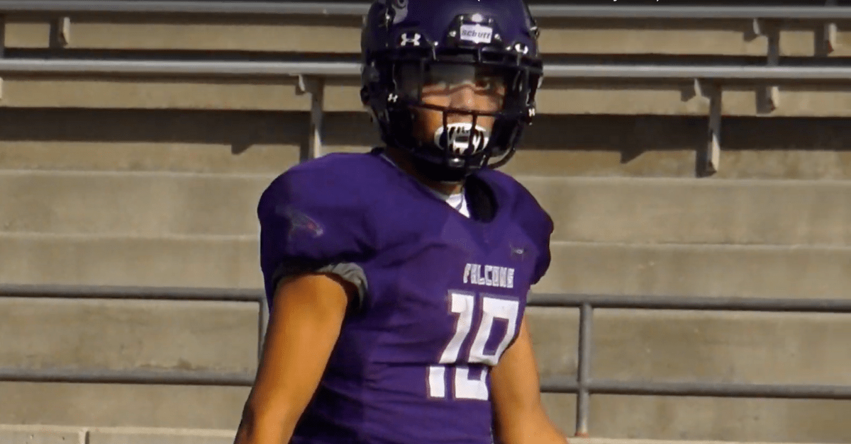 High School WR Breaks Texas Record with 25 Catches in a Game