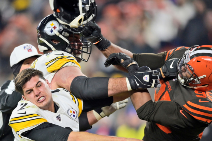 Myles Garrett Swings Helmet as a Weapon, Suspended Indefinitely by NFL