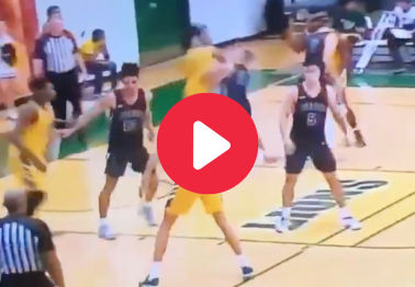 Player Throws Cheap-Shot Elbow & Ref Completely Ignores It