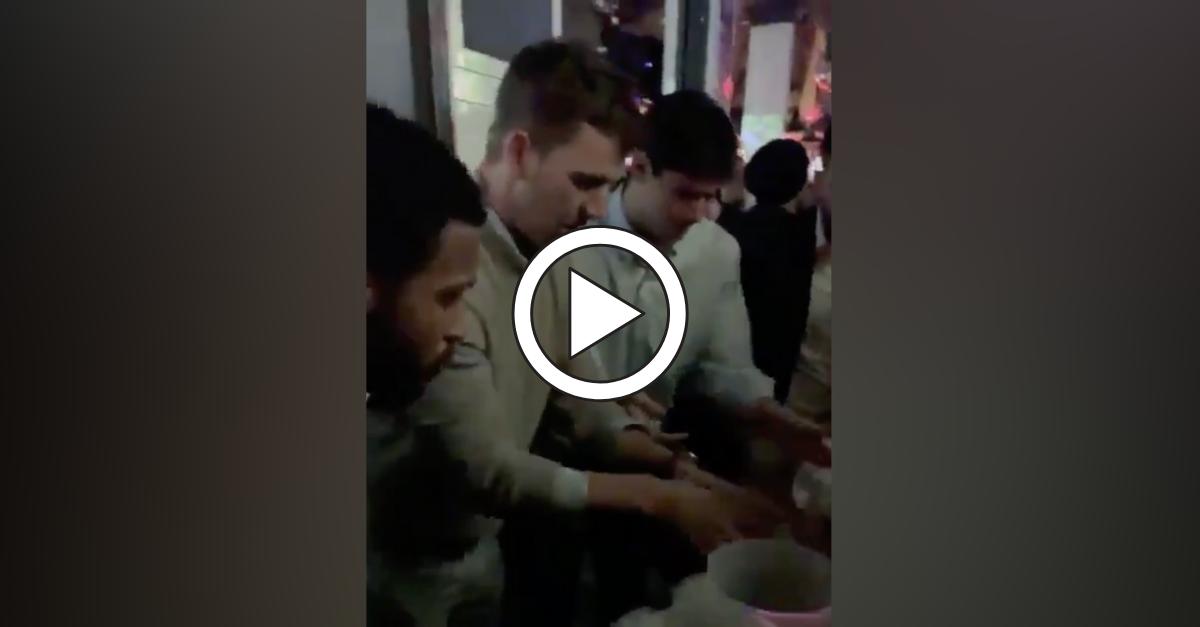 Daniel Jones, Eli Manning play flip cup after Giants win (video) - Sports  Illustrated