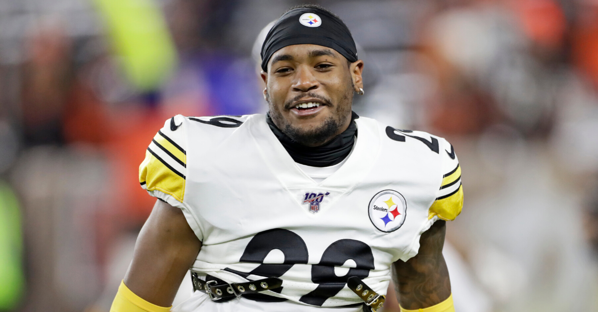 “Terroristic Threats” Get Steelers Safety Arrested Outside Bar