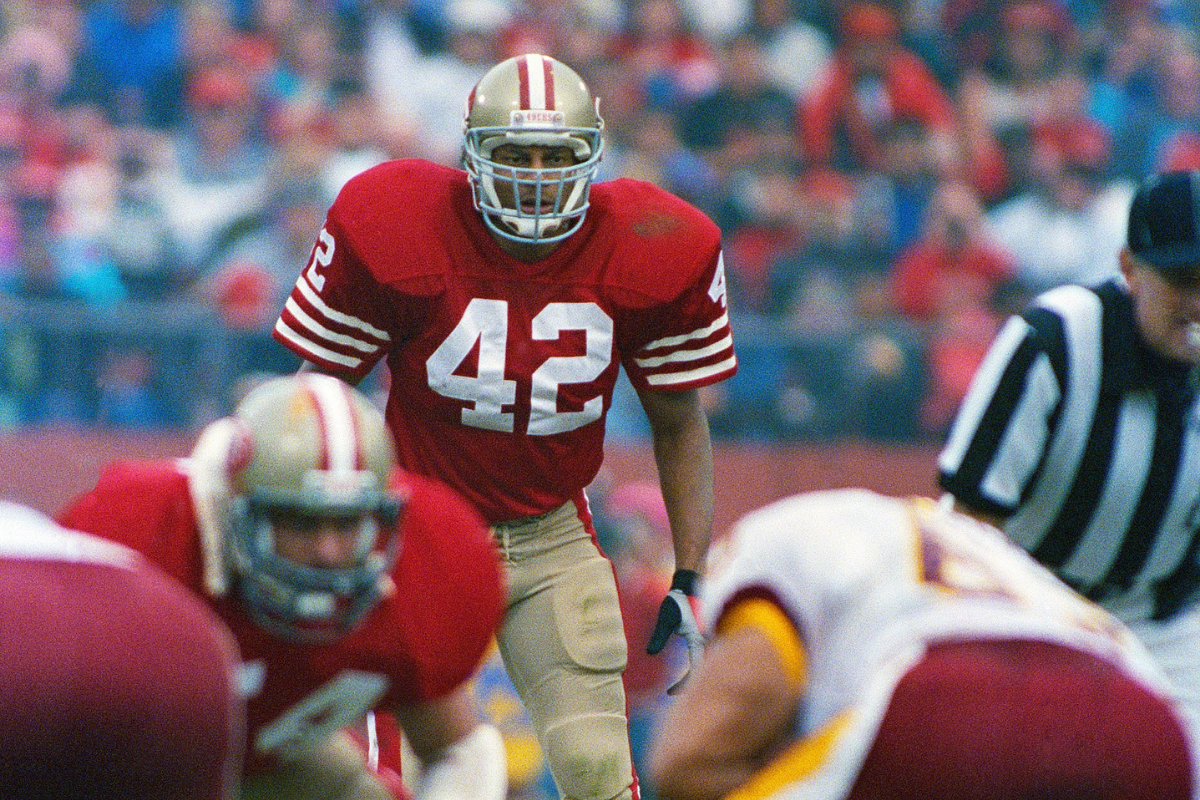 Ronnie Lott Chopped His Pinky Off So He Didn’t Miss a Game