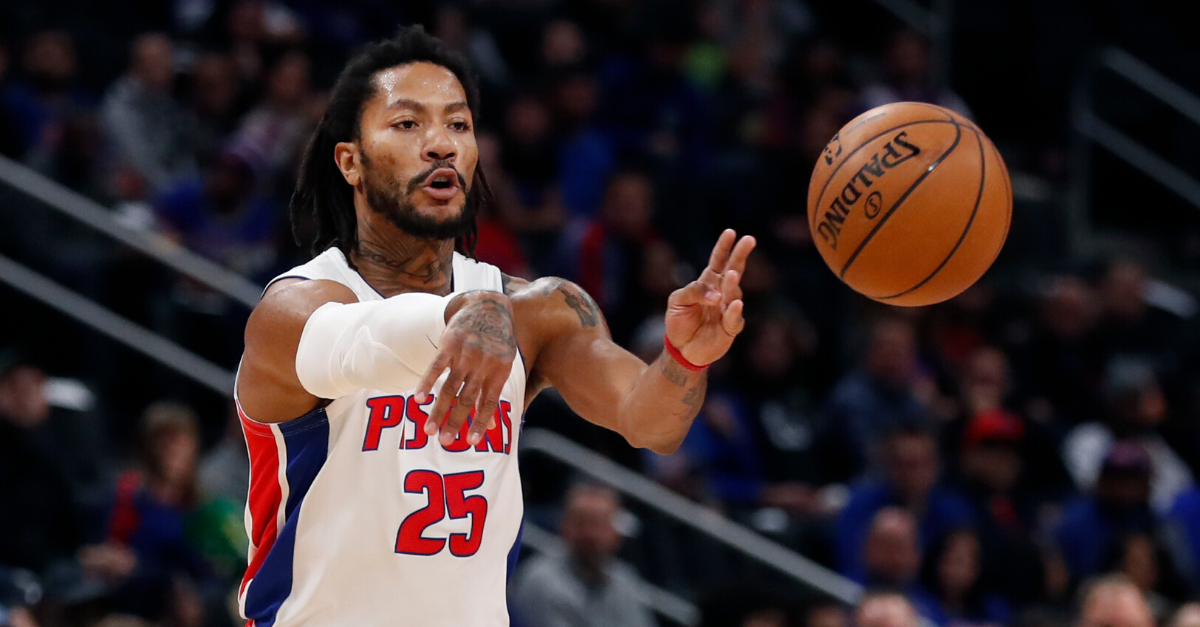 Derrick Rose Fined $25,000 for Throwing a Pen - FanBuzz