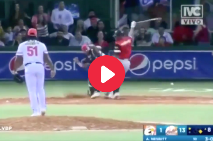 Hitter Attacks Catcher with Bat, Violent Fight Breaks Out