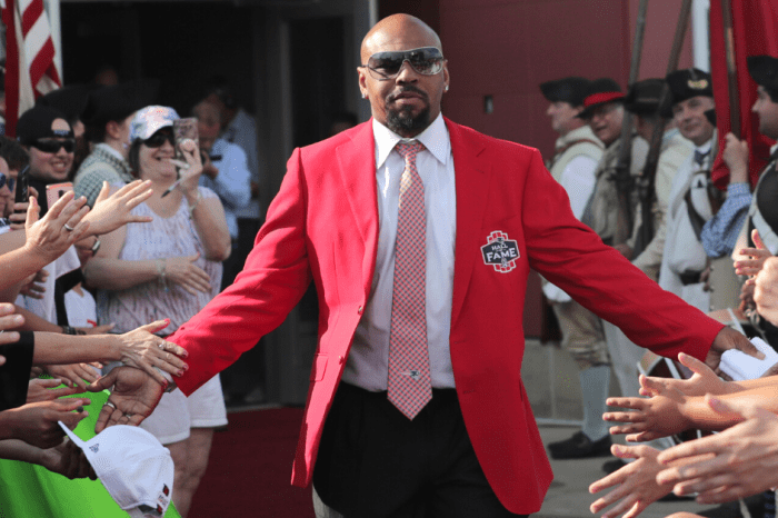 Former LSU Star Kevin Faulk Promoted to Running Backs Coach