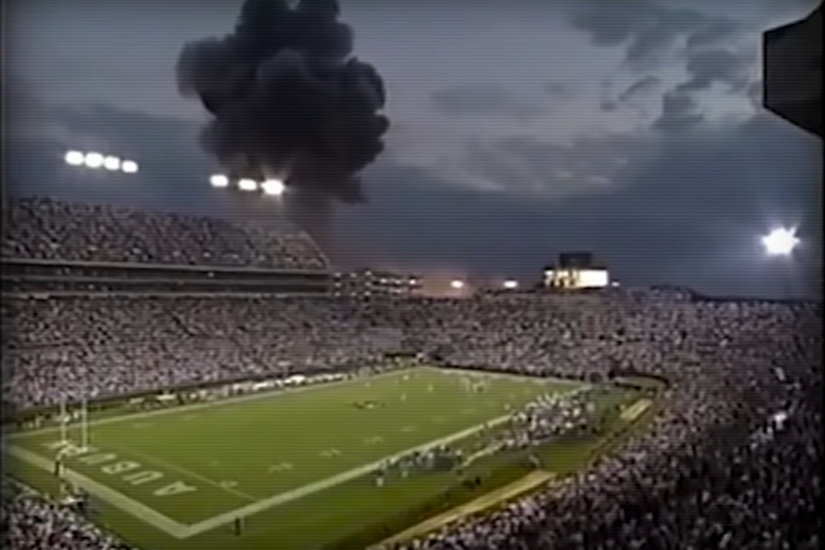 A Moment Auburn Fans Will Never Forget, Auburn Tigers Fire Pit